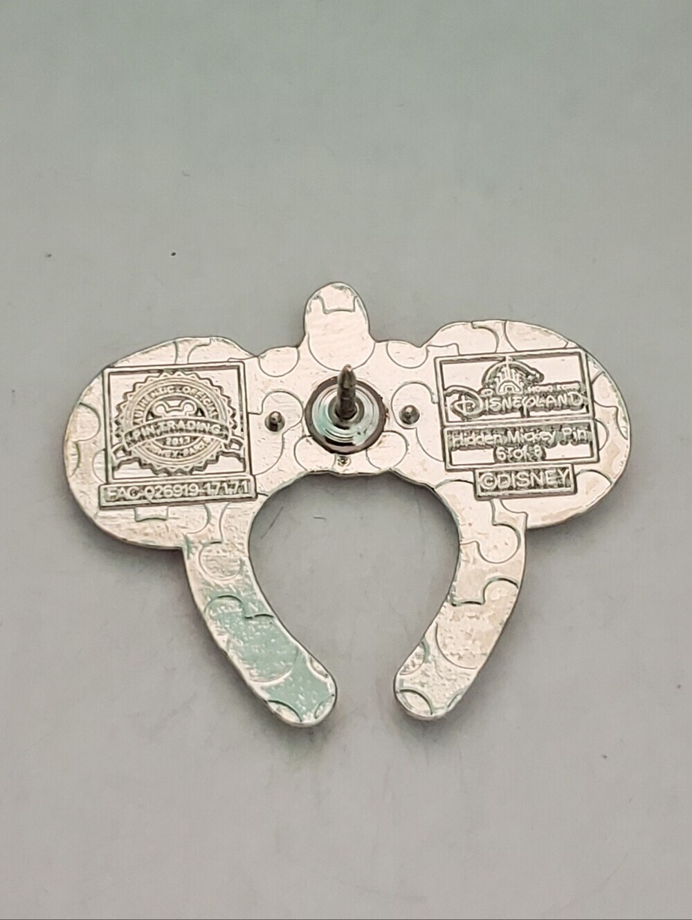 Disney Pin Trading HKDL Princess Tiara Crown Ears Headband Hidden Mickey Pin - Picture 2 of 3
